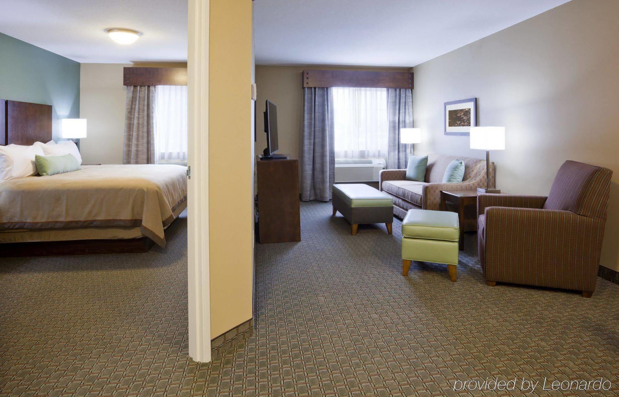 Grandstay Hotel & Suites Delano Zewnętrze zdjęcie